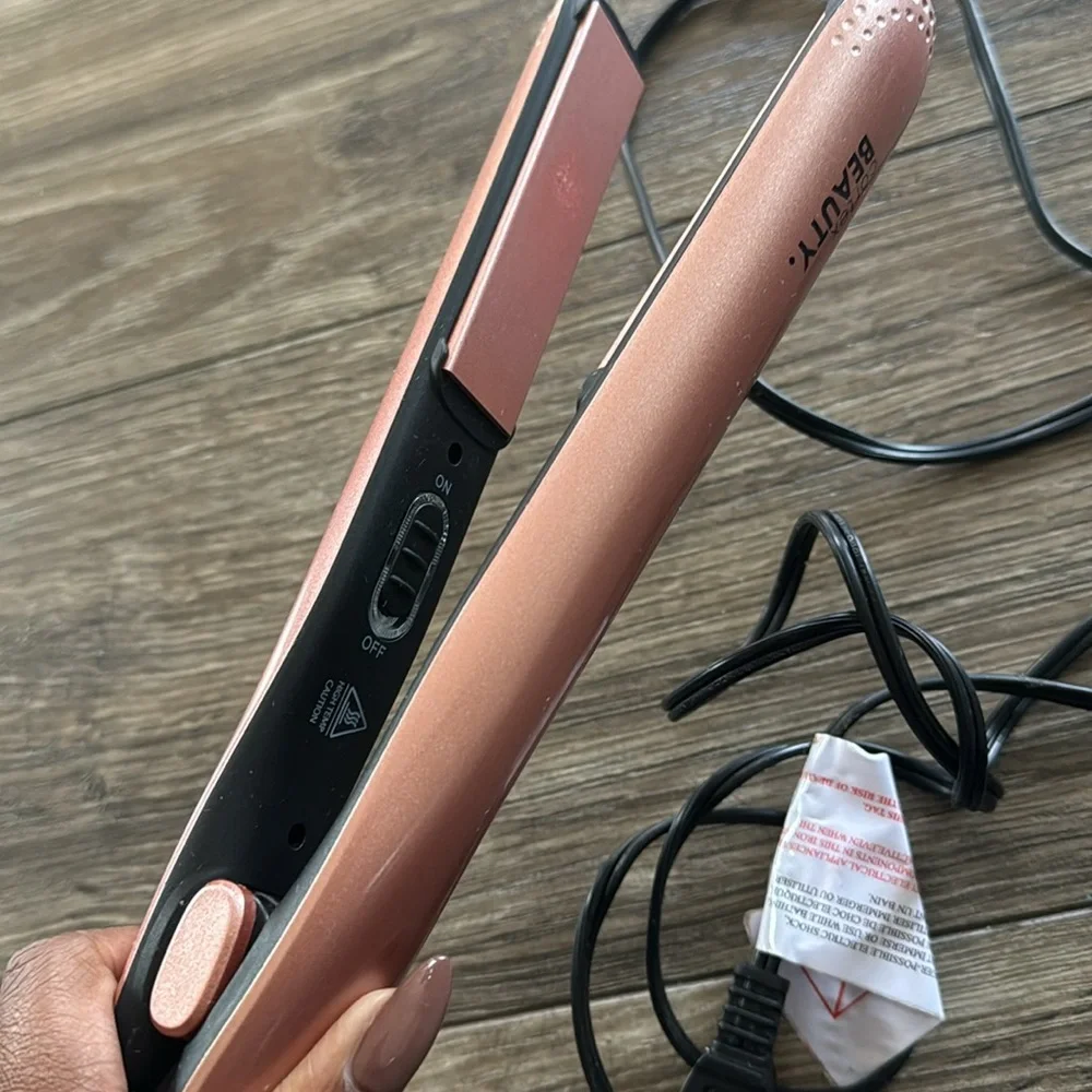 CORTEX BEAUTY HAIR STRAIGHTENER